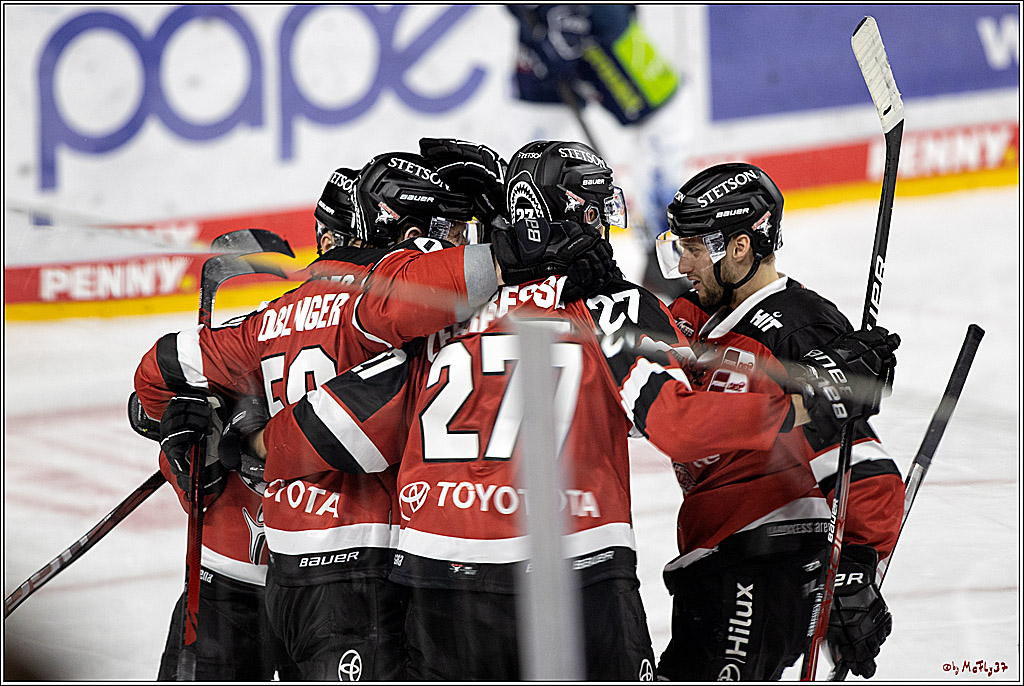 PENNY DEL 1. Playoff Runde;  Koelner Haie - ERC Ingolstadt; Koeln, 05.04.2022